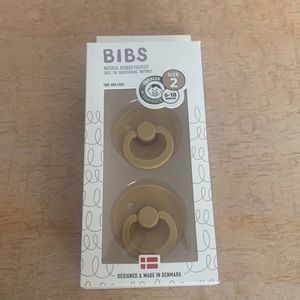 Bibs pacifier 6-18 months